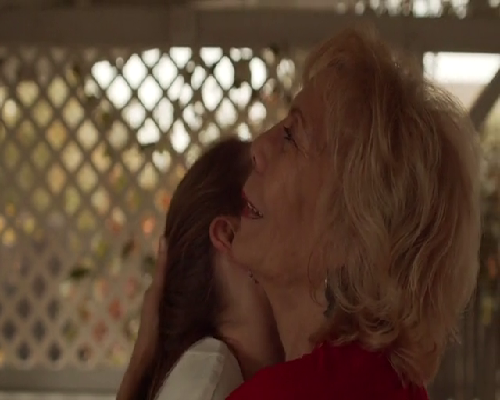 广州助孕：孕期七个月胎位不正如何有效纠正？探究膝胸卧位与桥式卧位法